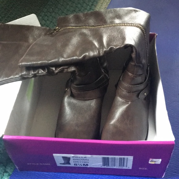 New in Box - Great Brown Boots - Size 8.5 - Picture 5 of 5